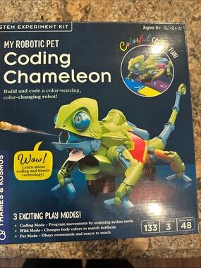 Thames & Kosmos My Robotic Pet: Coding Chameleon STEM Building & Experiment Kit
